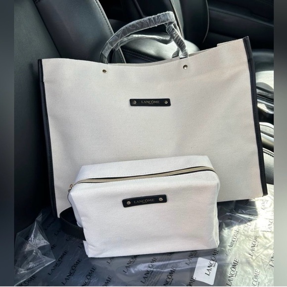 Lancôme Handbags - Lancôme canvas large tote with cosmetic bag